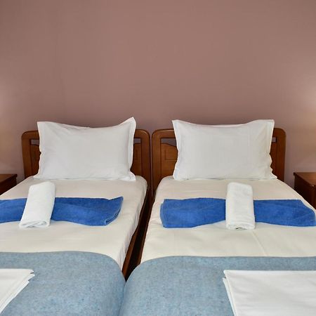 Pansion Pandora Apartment Skiathos Town Exterior photo
