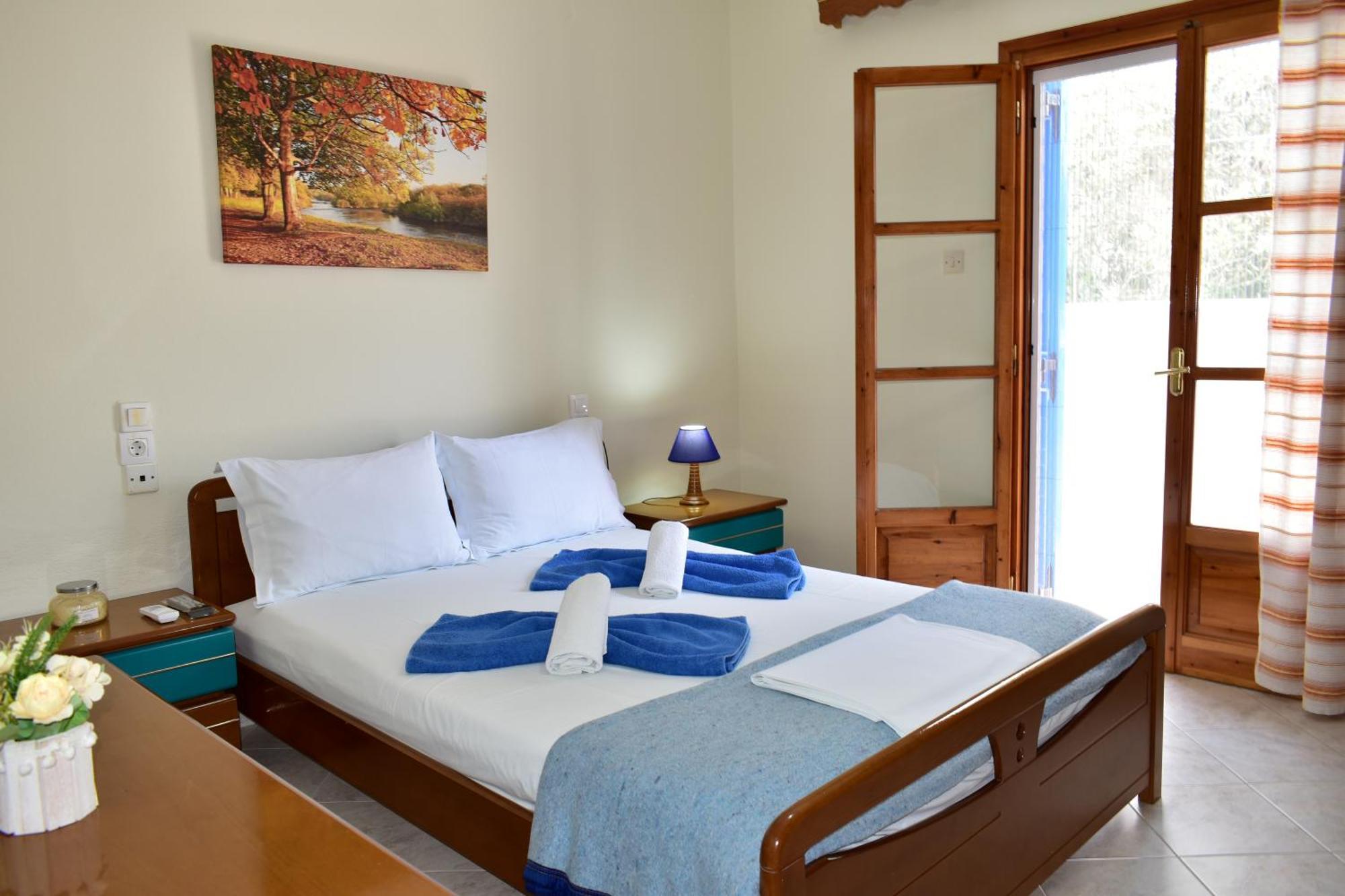 Pansion Pandora Apartment Skiathos Town Exterior photo