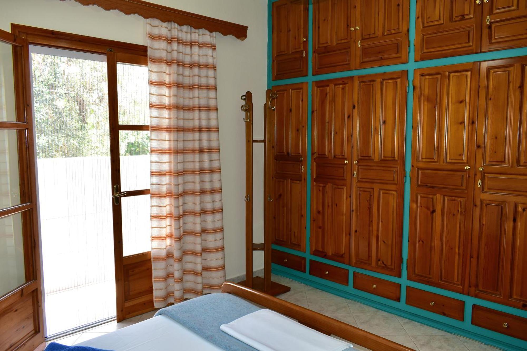Pansion Pandora Apartment Skiathos Town Exterior photo