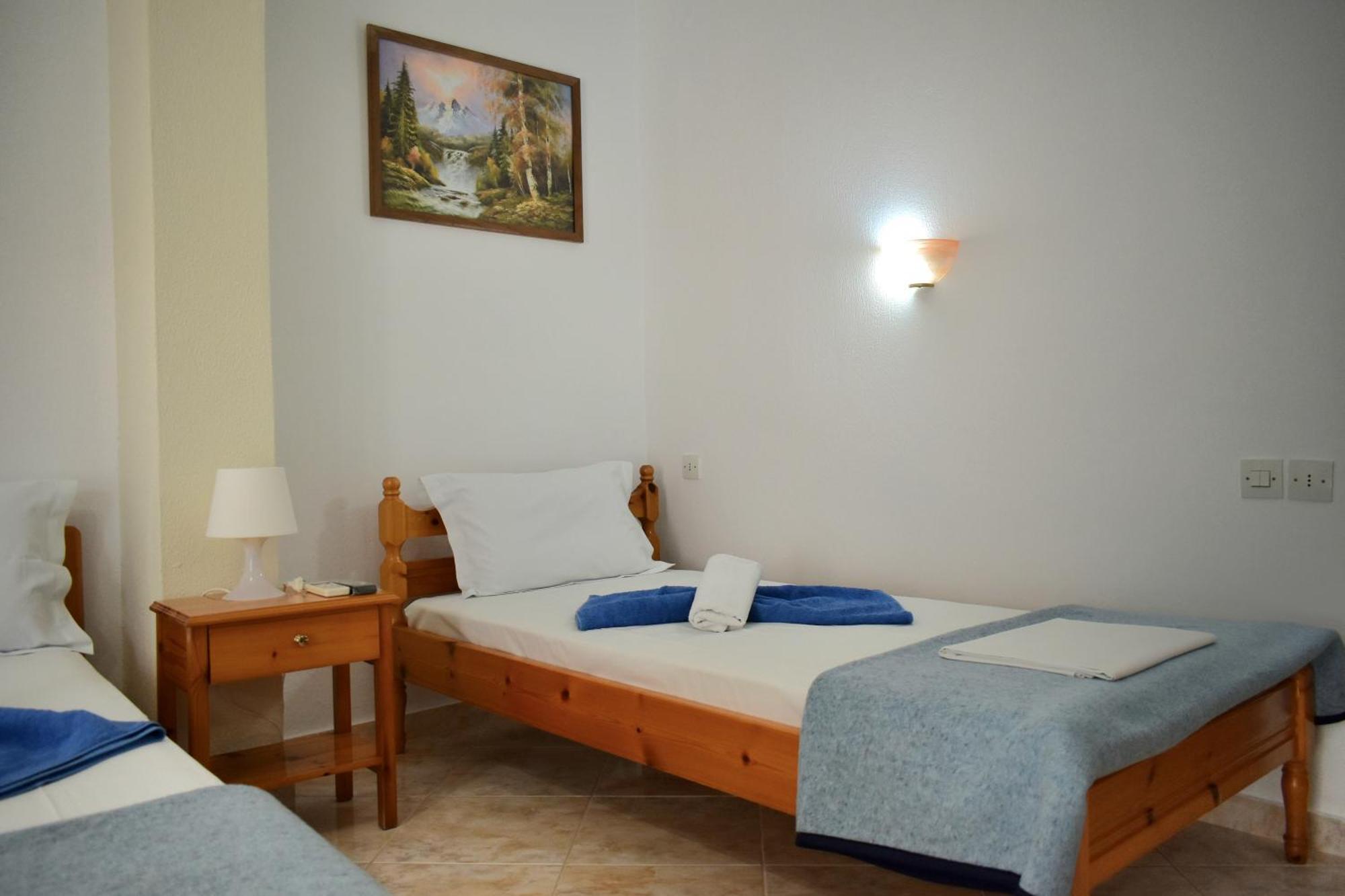 Pansion Pandora Apartment Skiathos Town Exterior photo